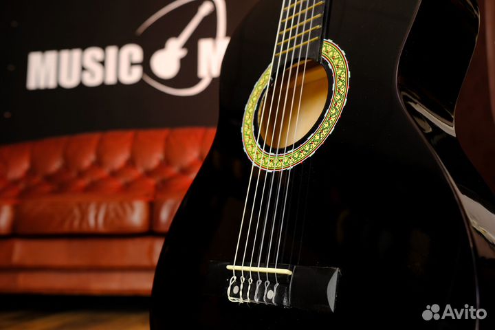 Классическая гитара + аксессуар