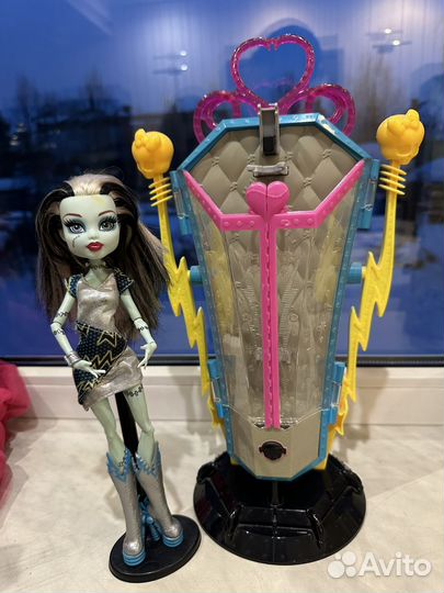 Monster High Комната подзарядки с Фрэнки Штейн