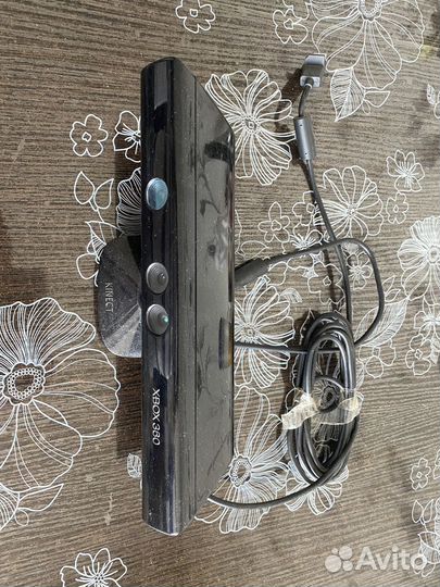 Xbox 360 freeboot + kinect + 2 джойстика