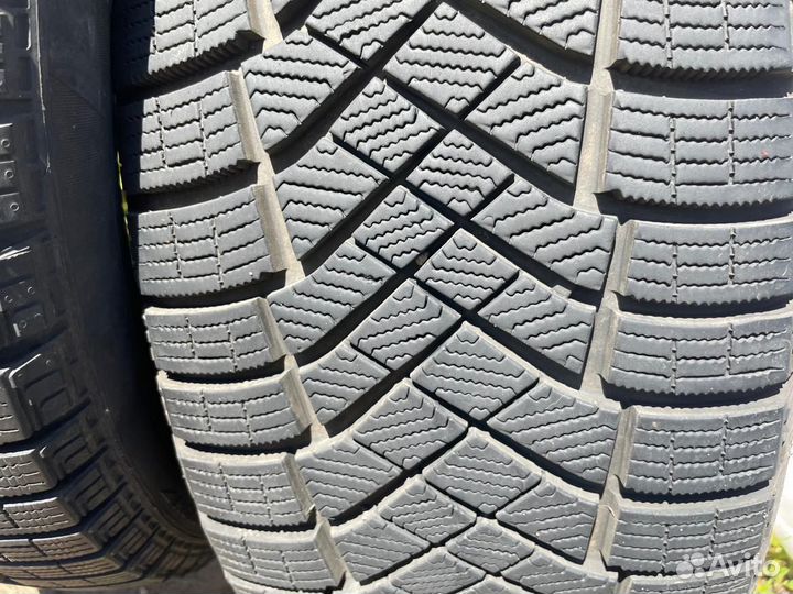 Pirelli Ice Zero 235/55 R19 115H