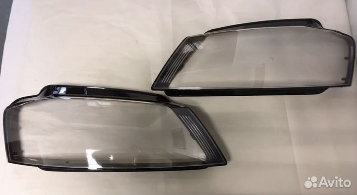 Правое стекло фары Audi A3 8P