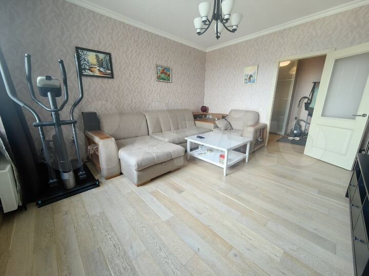 2-к. квартира, 67,4 м², 12/17 эт.