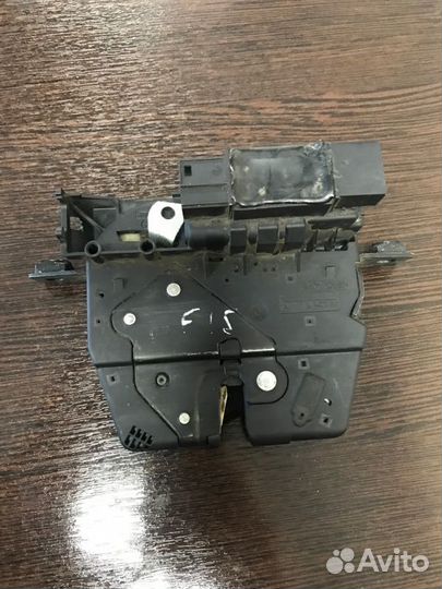 Замок багажника Bmw X5 50Ix F15 N63N 4.4 2013