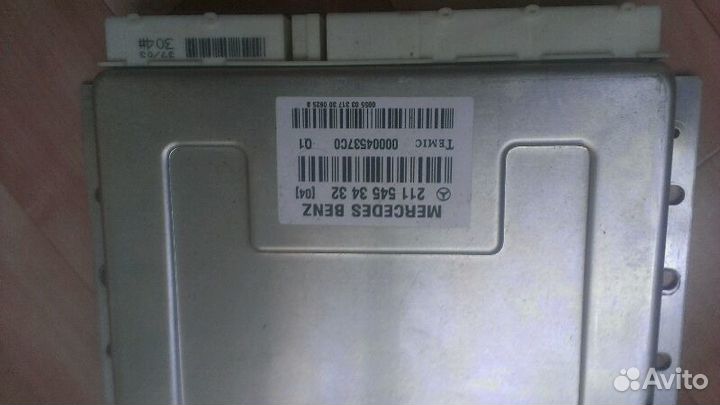 Блок пневмы Мерседес W211