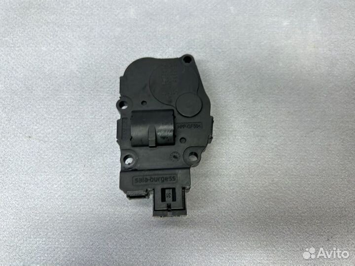 Сервопривод заслонки печки Bmw X5 E70 рестайлинг