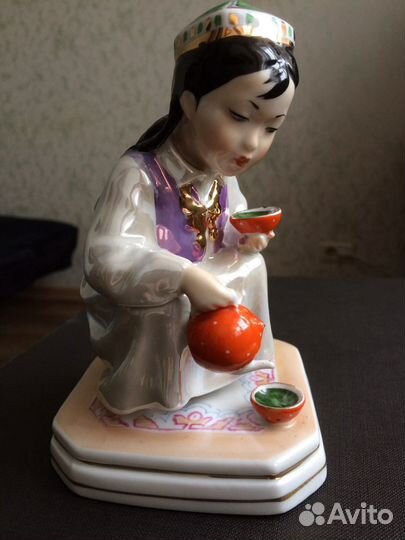 Статуэтка «маленькая хозяйка»