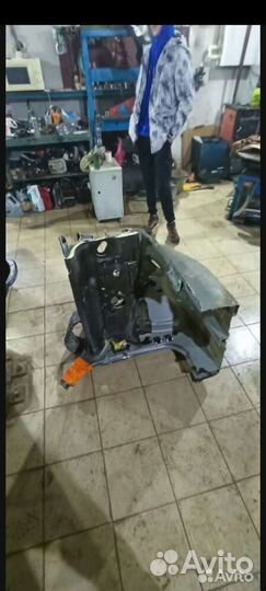 Лонжерон Меган 2 левый