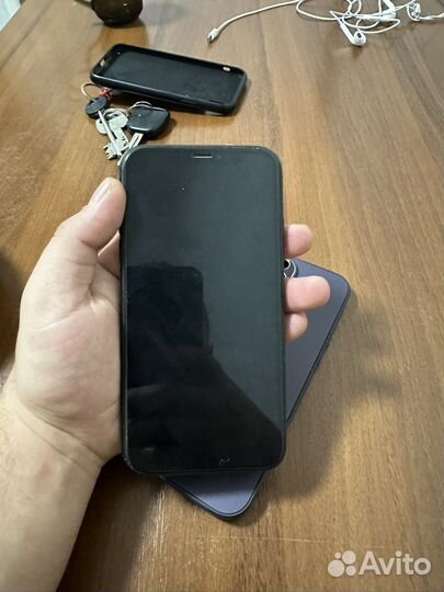 iPhone Xr, 64 ГБ