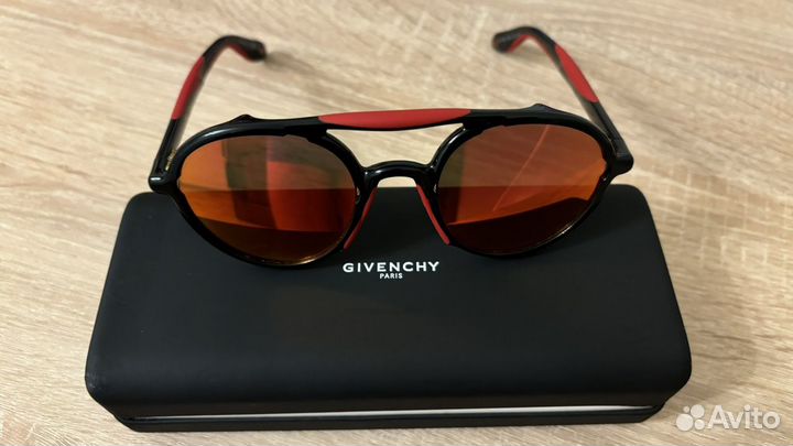 Солнцезащитные очки givenchy givenchy Gv 7038/S