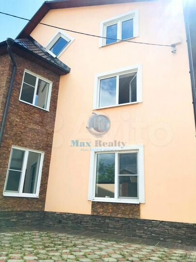 Дом 201 м² на участке 6 сот.