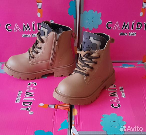 Ботинки новые демисезон на молнии,32