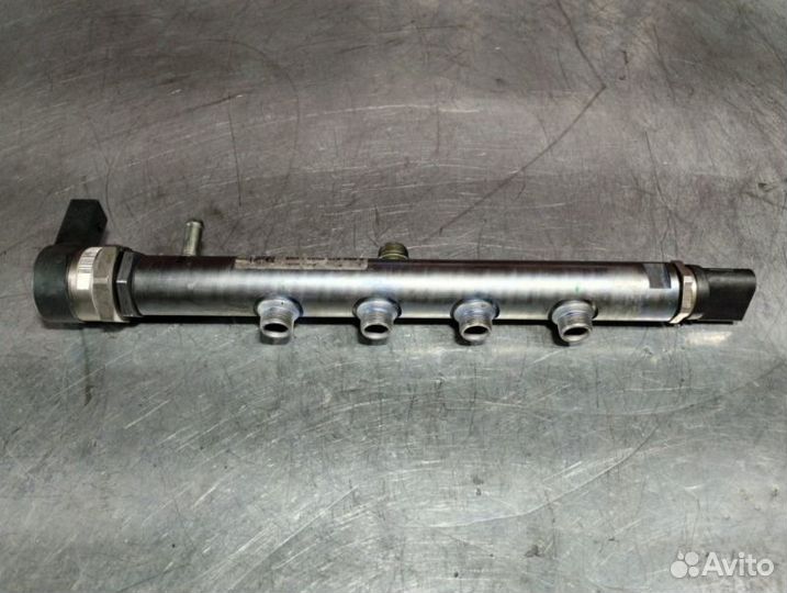 Топливная рампа Mercedes E-Class W213 OM654 2.0