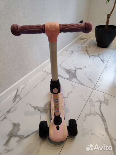 Самокат детский трехколесный