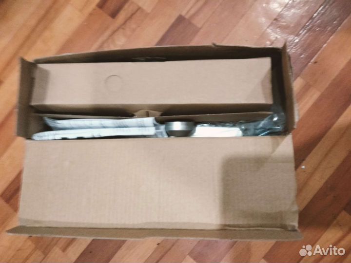 Доводчик новый