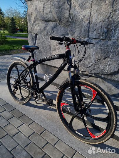 Велосипед BMW на литье,26р колес,21 скорость