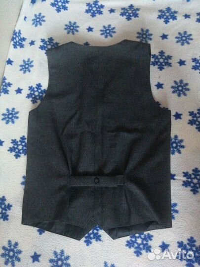 Костюм тройка школьный