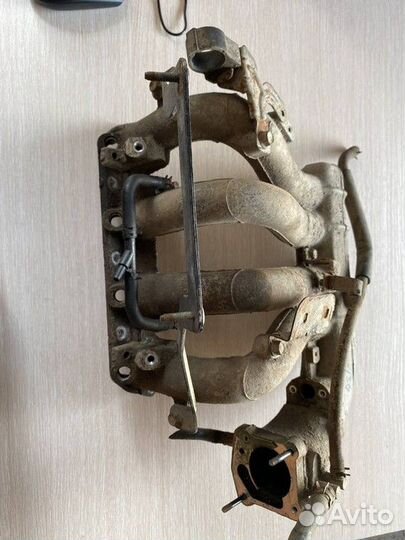 Коллектор впускной Kia Spectra