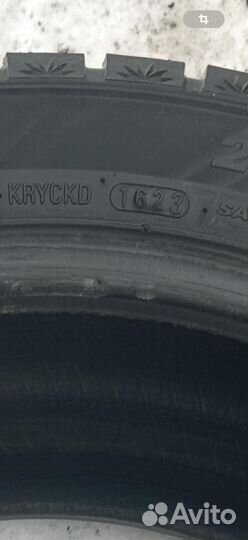 Kumho WinterCraft Ice Wi51 235/45 R18 94W