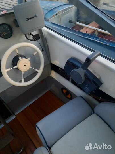 Продается каютный катер