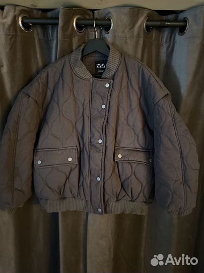Стеганный бомбер Zara