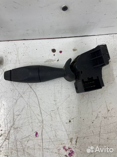 Подрулевой переключатель Ford Focus 1