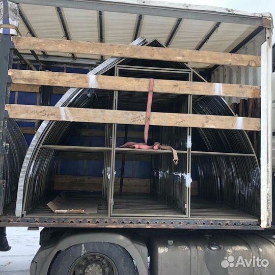 Теплица капелька