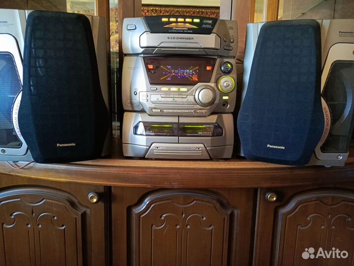 Музыкальный центр 