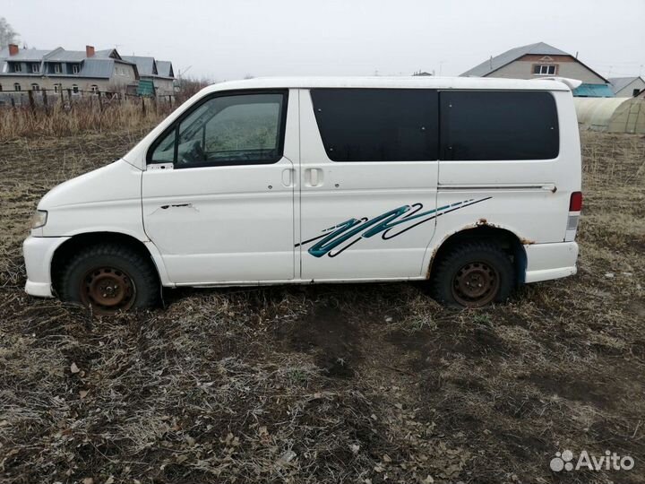 Mazda Bongo Friendee 2.5 AT, 2000, битый, 200 000 км