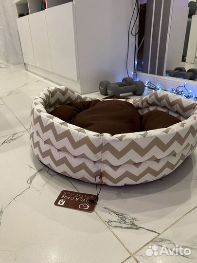 Лежанка для кошек