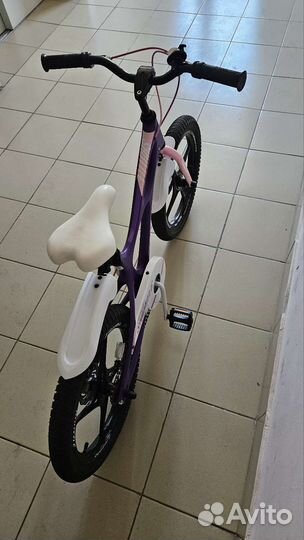 Велосипед детский 18 бу. Royal Baby Space Shuttle