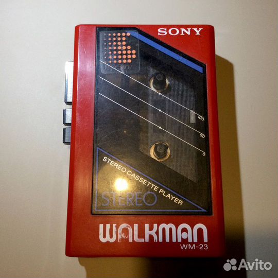 Кассетный плеер Sony Walkman WM-32