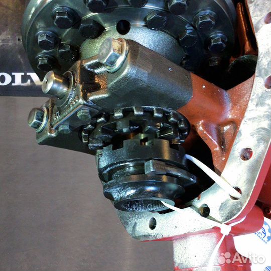 Редуктор проходного моста AA1355T 4,05 26/31 DAF