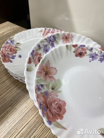 Набор тарелок новый