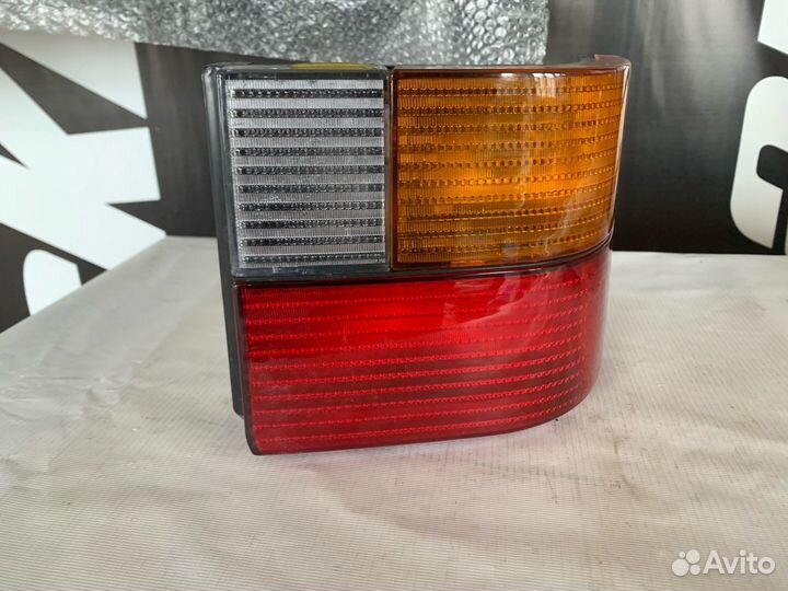 Фонарь зад. прав. VW transporter T4 91 3780