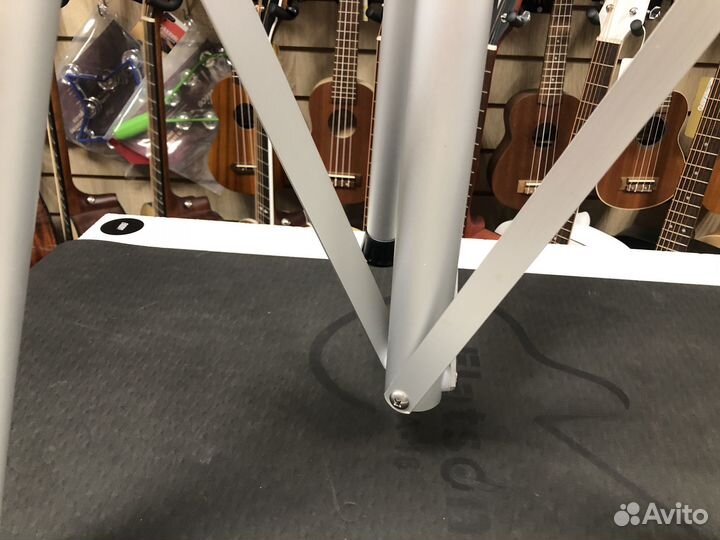 Стойка для акустической системы Soundking