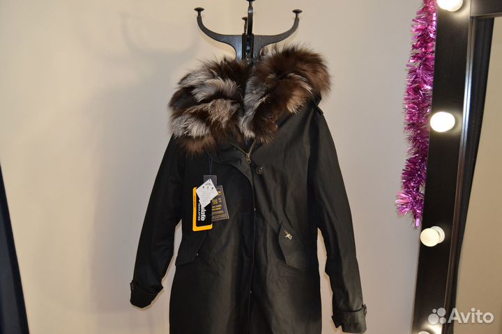 Парка с натуральным мехом
