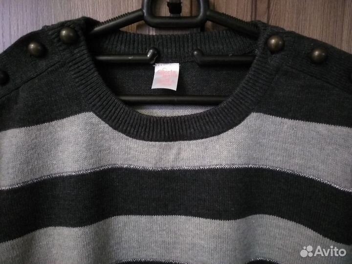 Два джемпера для девочки 6-8 лет новые