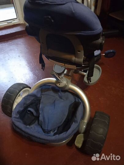 Трехколесный велосипед