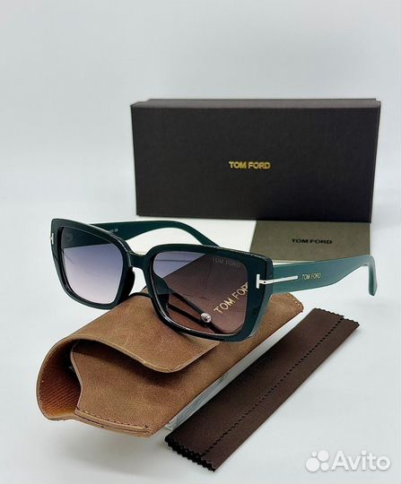 Солнцезащитные очки tom ford