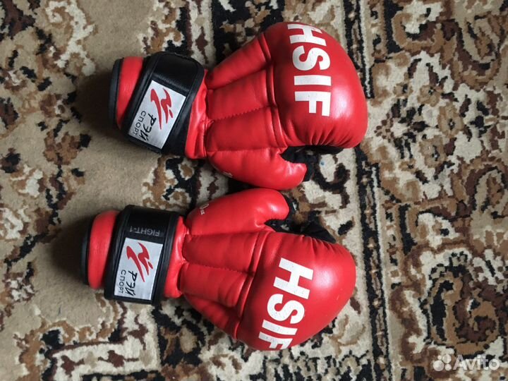 Перчатки для рукопашного боя