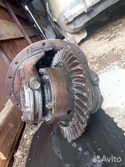 Редуктор моста т150