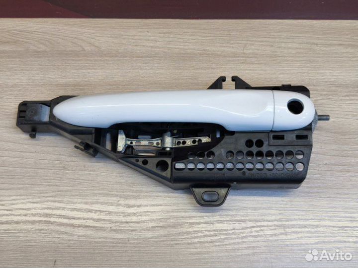 Ручка двери внешняя передняя левая LADA X-Ray