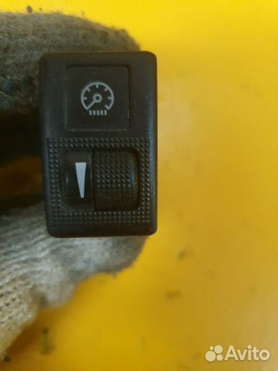 Кнопка увеличения яркости панели приборов мазда6 m