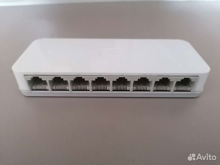 D-Link DES-1008C