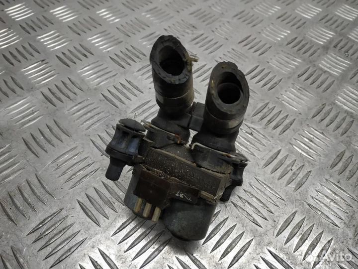 Кран отопителя (печки) Mercedes-Benz E-Класс