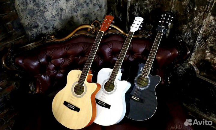 Гитара (акустическая нова )
