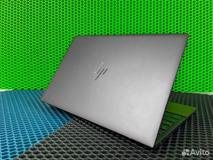 Игровой ноутбук HP 512Gb SSD IPS