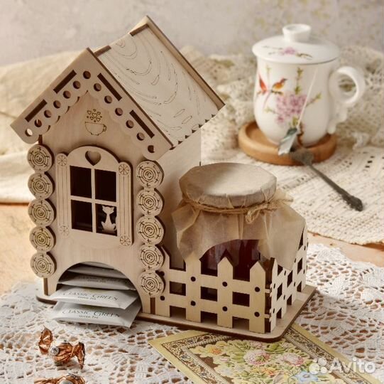 Домик с заборчиком для хранения чайных пакетиков