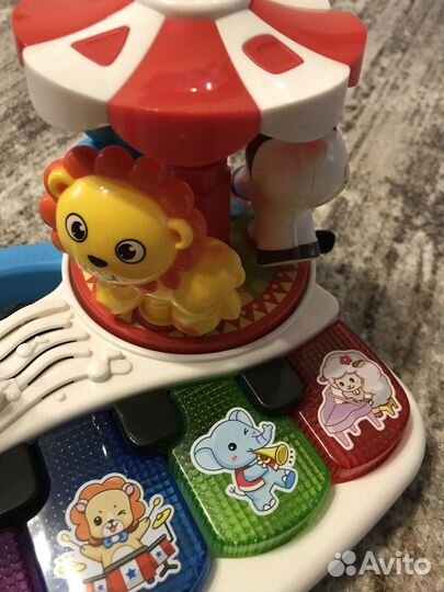 Детское пианино с каруселькой