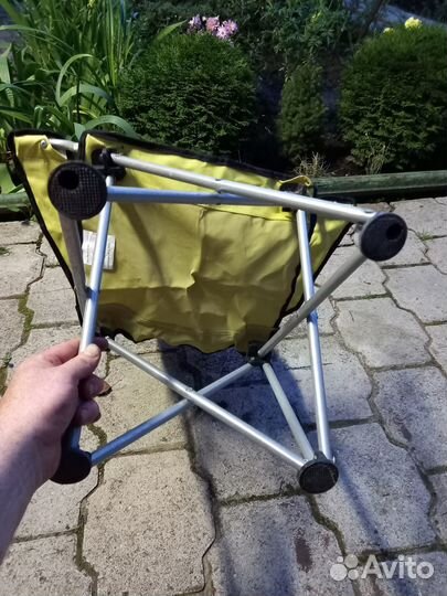 Продаю раскладной детский стульчик